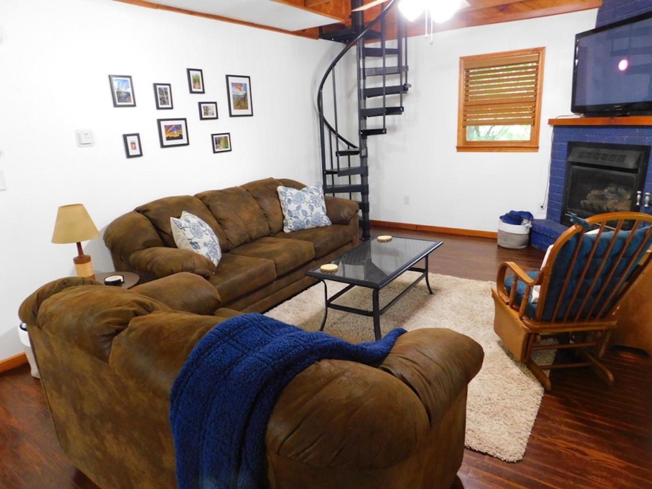 Trailseeker Cabin W King Bed Hot Tub At Red River Gorge Natural Bridge Stanton Eksteriør billede